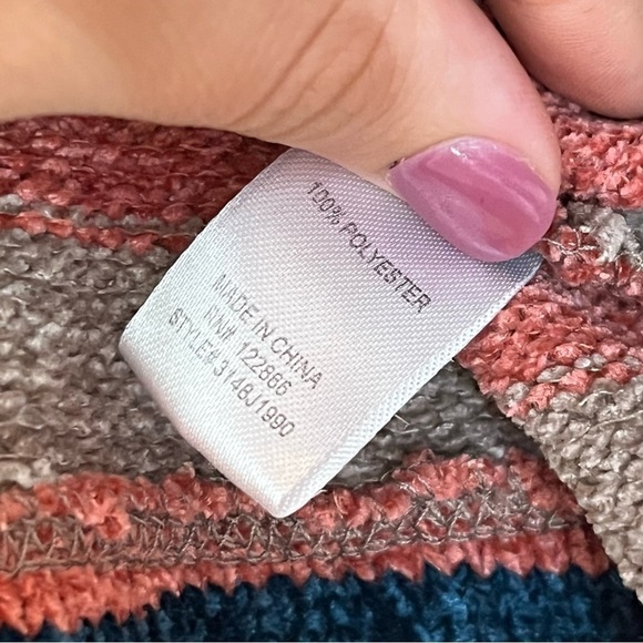 Women's Chenault Striped Sweater - Picture 8 of 8